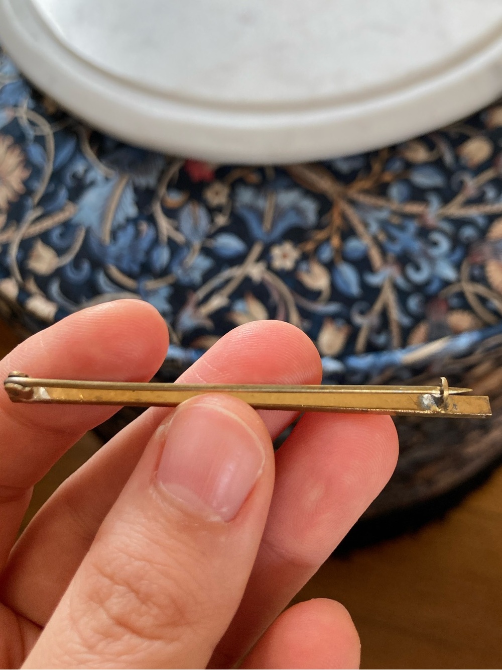 Antique Victorian Paste Stone Gold Gilt Bar Brooch - Picture 8 of 11